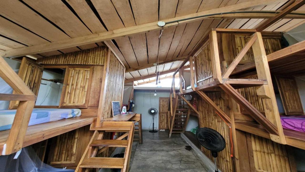 Roots Family Hostel Puerto Viejo de Talamanca Ngoại thất bức ảnh