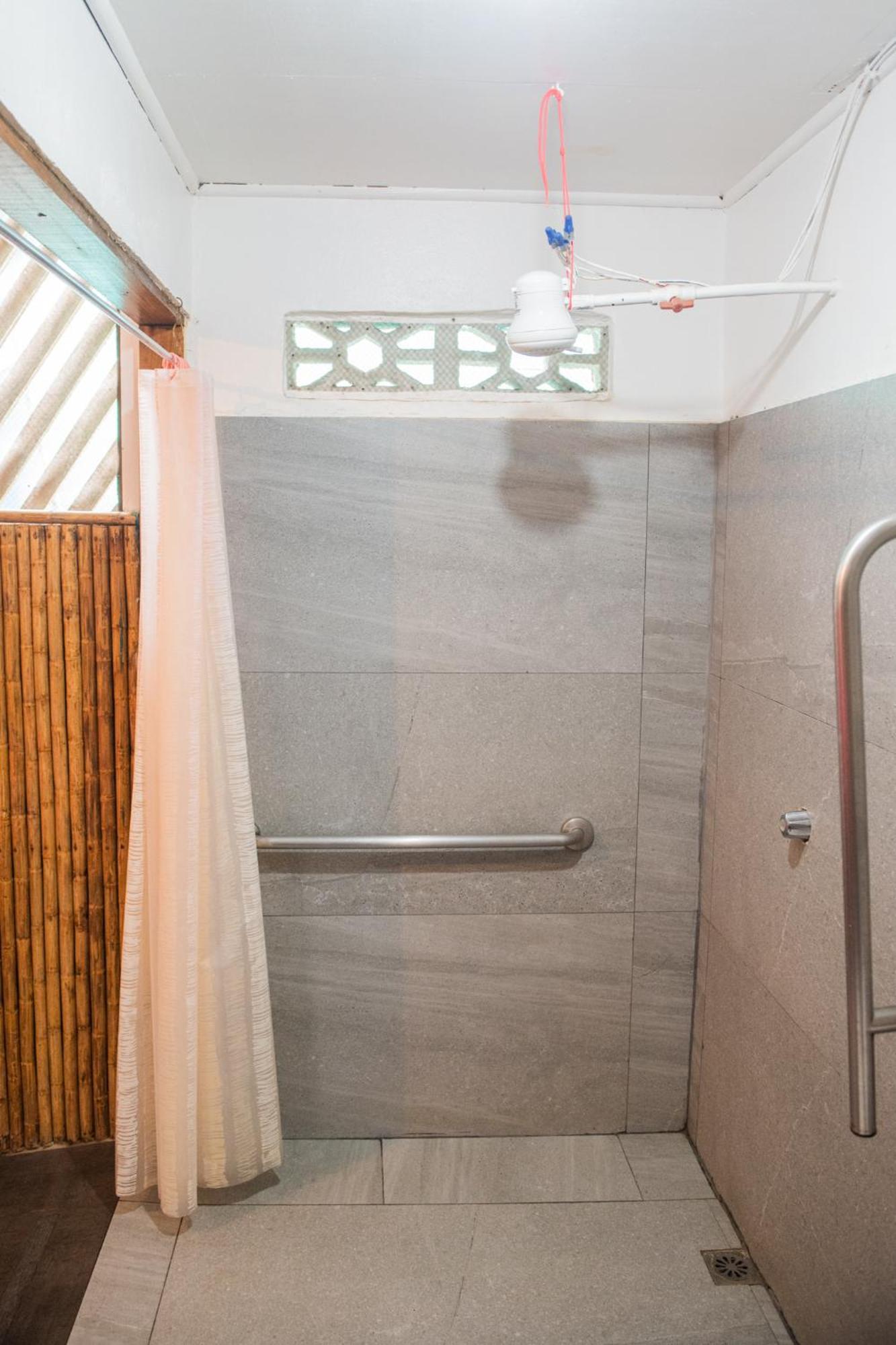 Roots Family Hostel Puerto Viejo de Talamanca Phòng bức ảnh